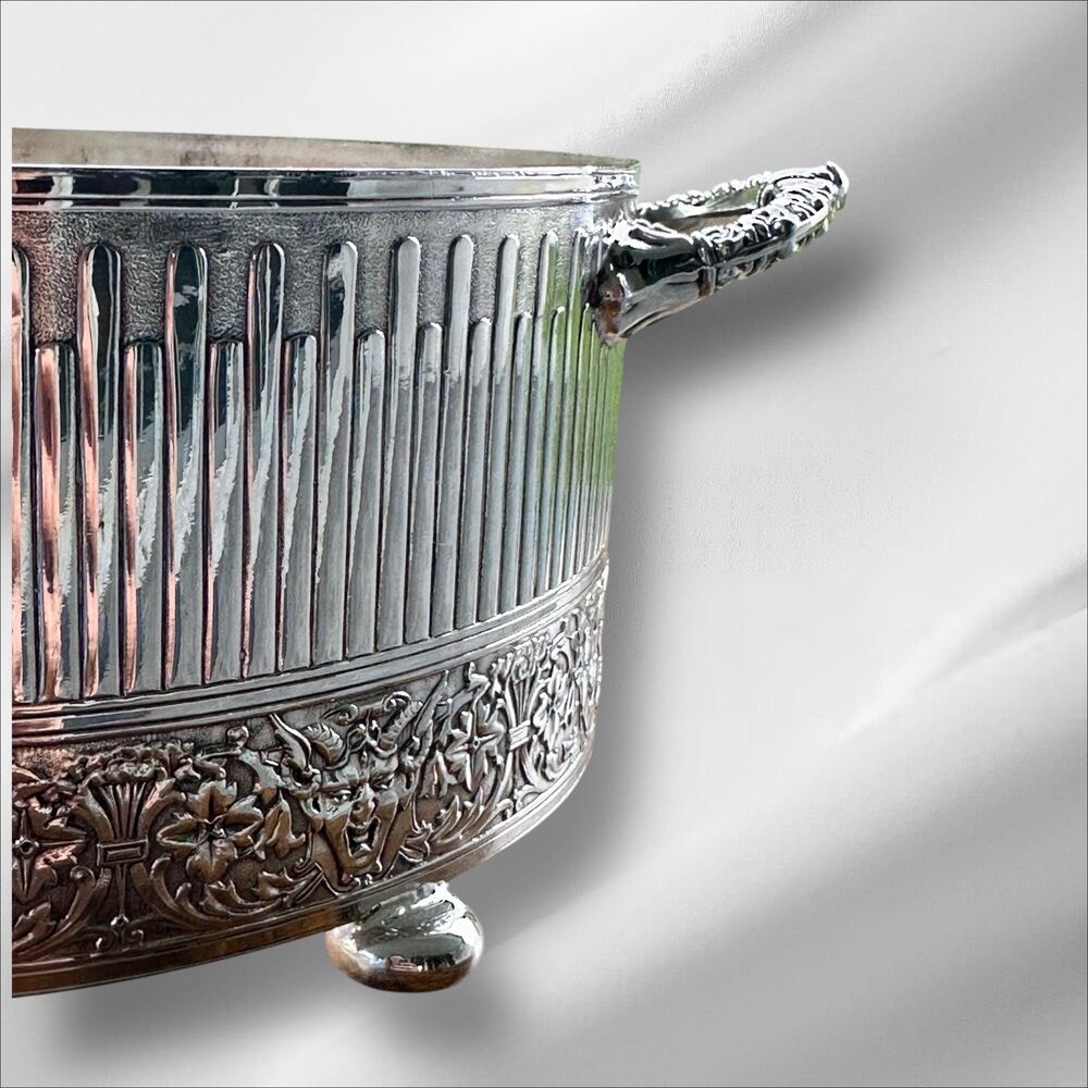 Vintage Reed & Barton Silver Plate Casserole Holder #1174,  Fluted Dish Ring, 8″
